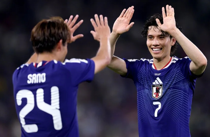 日本4-0突尼斯創(chuàng)亞洲球隊(duì)世界杯最大勝績(jī)，整體性碾壓個(gè)體優(yōu)勢(shì)