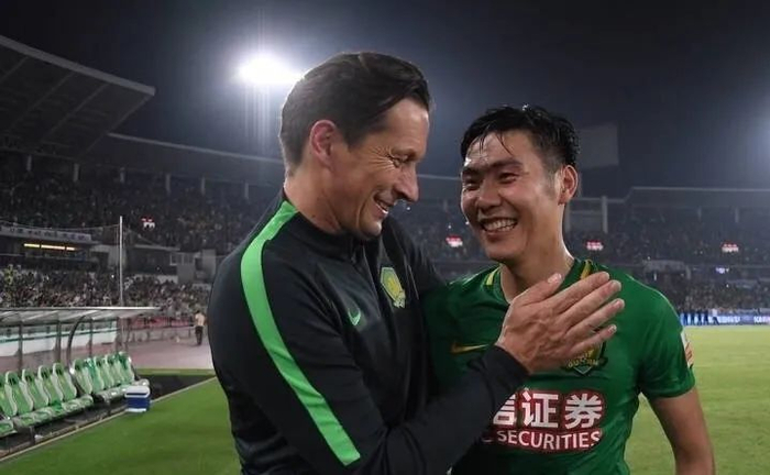 雷騰龍免費精英青訓模式：兩年周期不收費，目標全國頂尖