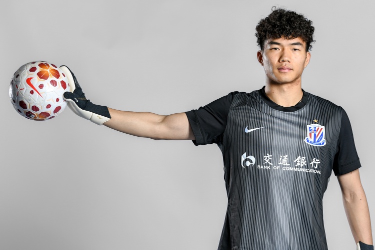 申花21歲門將王晗懿租借梅州客家，租借費(fèi)1.2萬歐