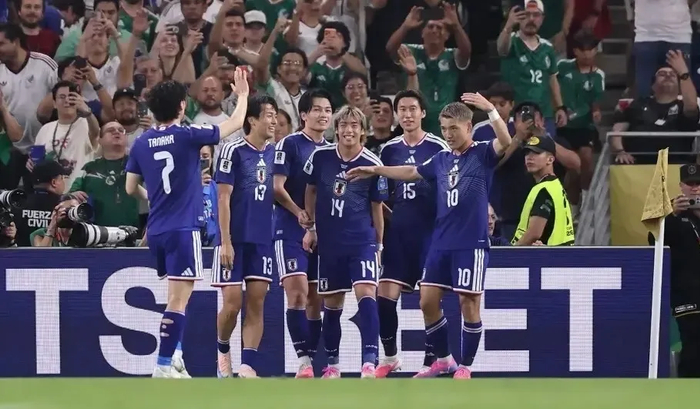 日本4-0突尼斯創(chuàng)亞洲球隊(duì)世界杯最大勝績(jī)，整體性碾壓個(gè)體優(yōu)勢(shì)